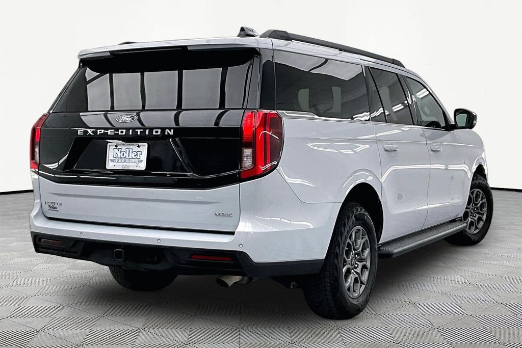 Certified 2026 Ford Expedition Max Active AWD/4WD image 2