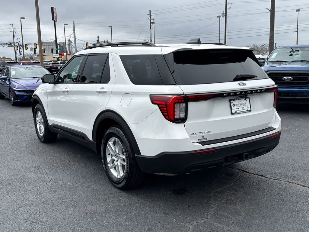 Certified 2026 Ford Explorer Active RWD image 5