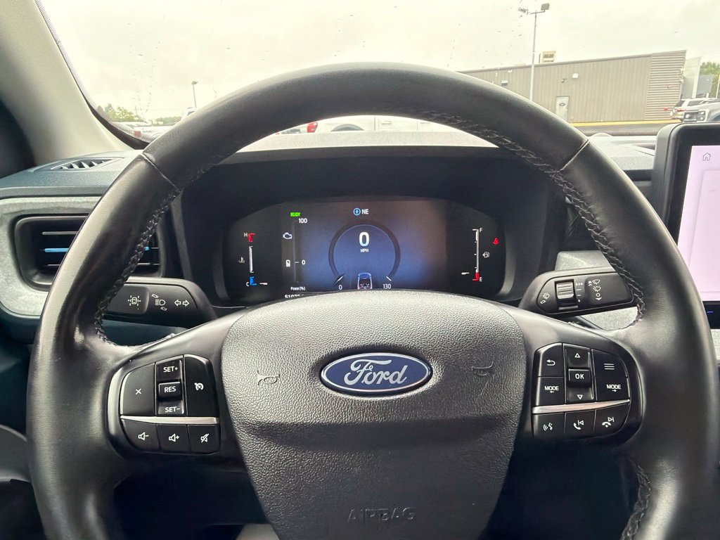 Certified 2025 Ford Maverick XLT w/ Equipment Group 301A AWD/4WD image 16