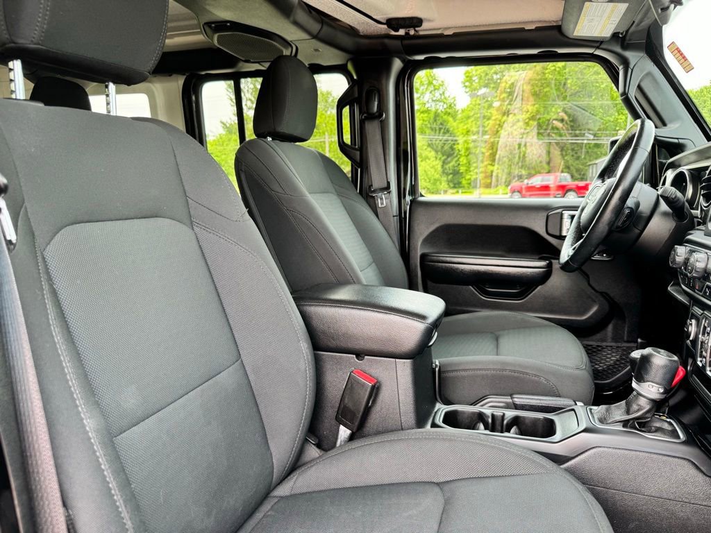 Used 2021 Jeep Wrangler Unlimited Sport AWD/4WD image 15