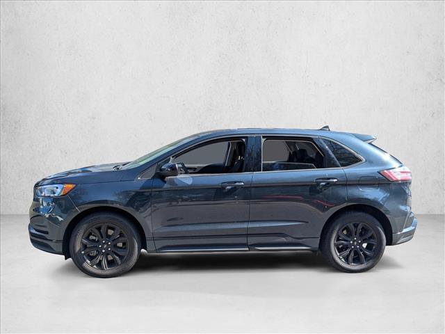 Certified 2024 Ford Edge SE w/ Black Appearance Package image 5
