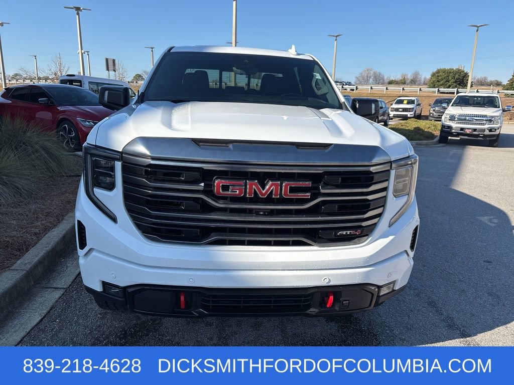 Used 2022 GMC Sierra 1500 AT4 w/ AT4 Premium Package image 9