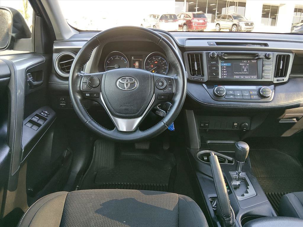 Used 2018 Toyota RAV4 XLE w/ All Weather Liner Package AWD/4WD image 11