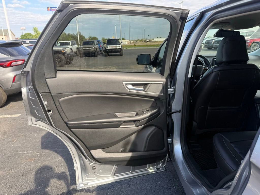 Certified 2023 Ford Edge SEL w/ Convenience Package AWD/4WD image 32