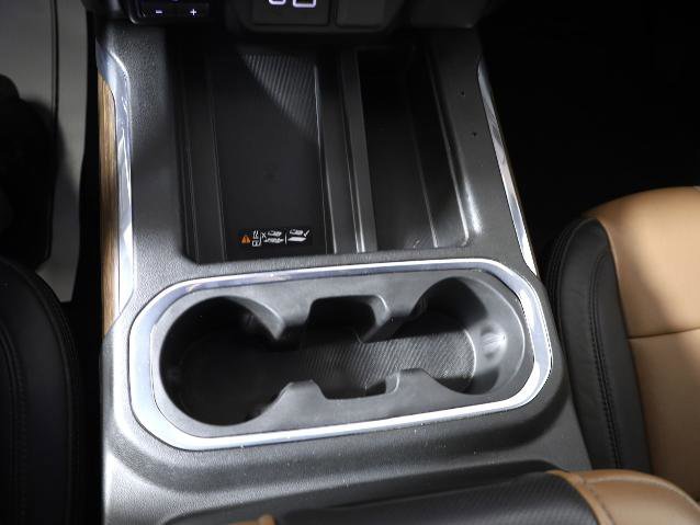 Used 2021 Chevrolet Silverado 1500 High Country w/ Technology Package image 15