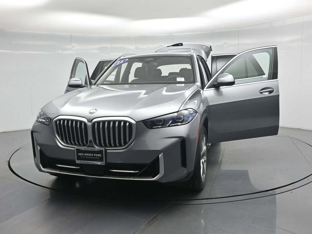 Used 2024 BMW X5 xDrive40i AWD/4WD image 33