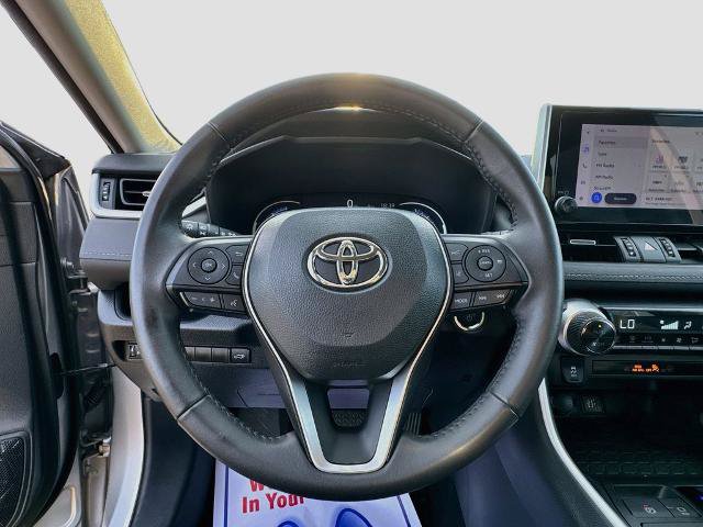 Used 2023 Toyota RAV4 XLE Premium AWD/4WD image 10