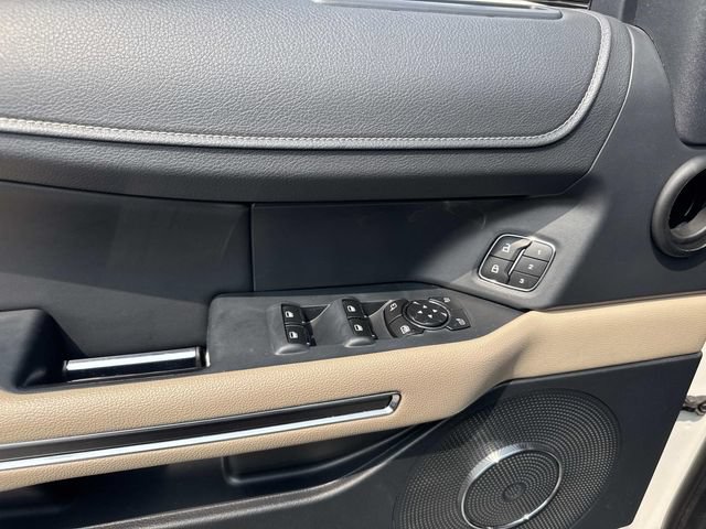 Certified 2022 Ford Expedition XLT RWD image 22