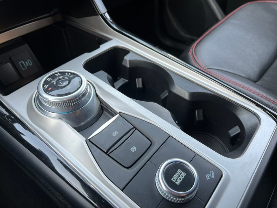 Certified 2022 Ford Explorer ST-Line w/ Class IV Trailer Tow Package image 37