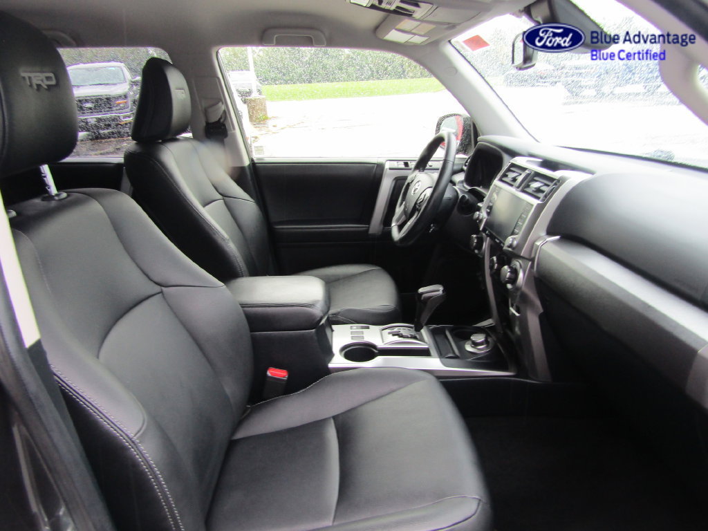 Used 2022 Toyota 4Runner TRD Sport w/ Technology Package AWD/4WD image 16