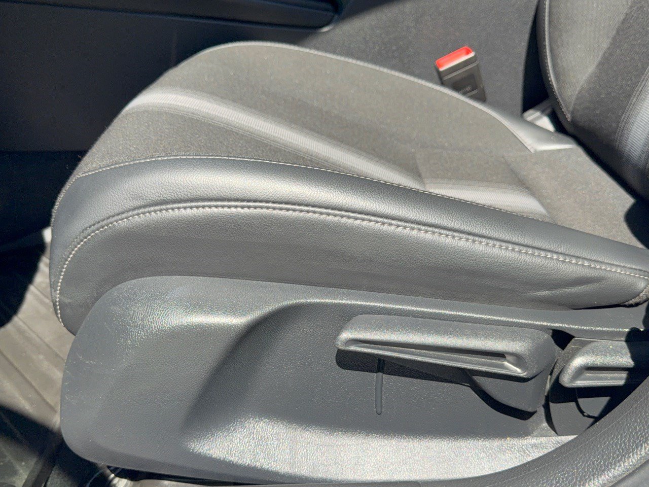 Used 2023 Honda Civic Sport image 15