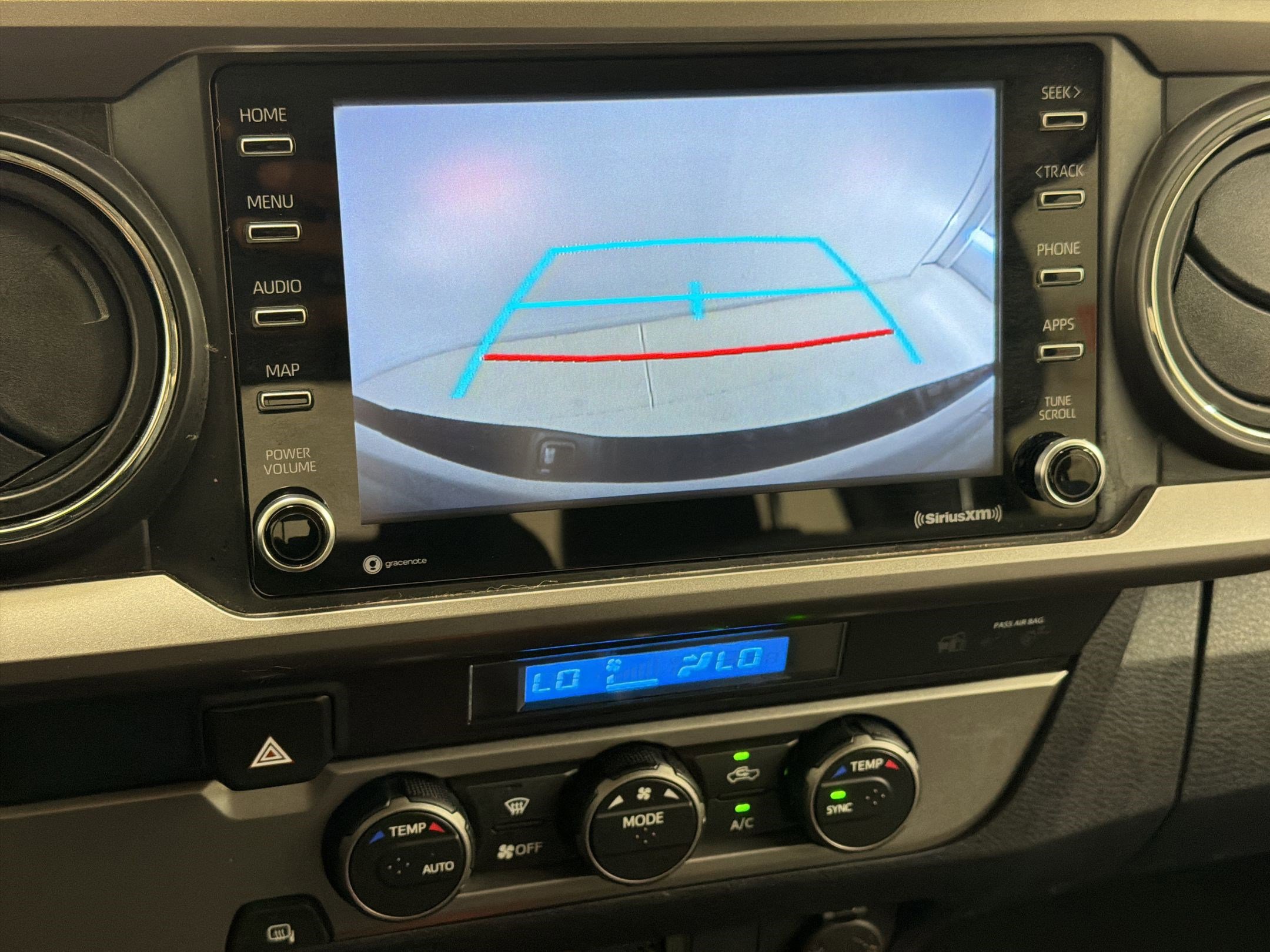 Used 2022 Toyota Tacoma SR5 w/ Technology Package RWD image 24
