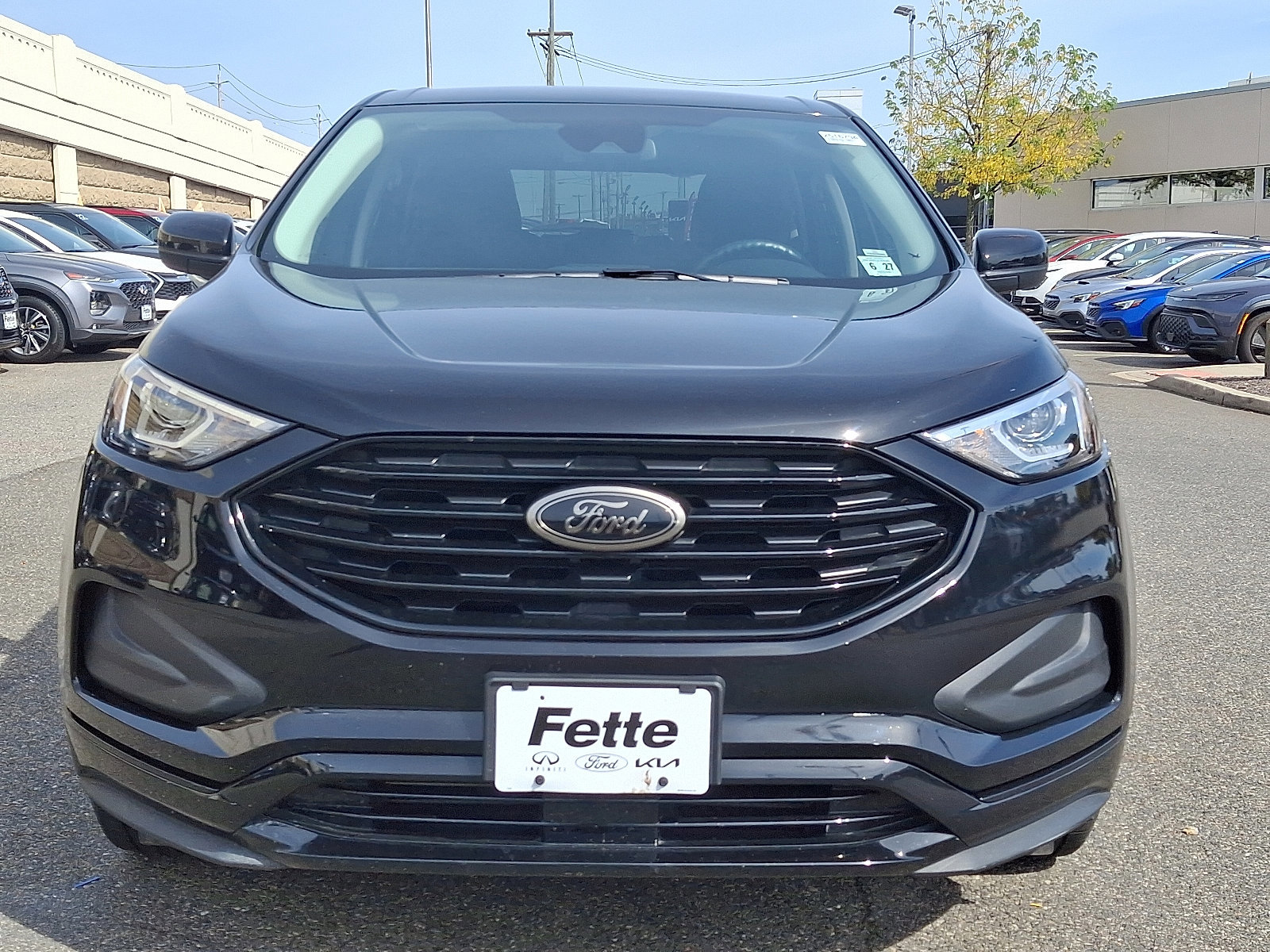 Certified 2022 Ford Edge SE w/ Black Appearance Package image 7