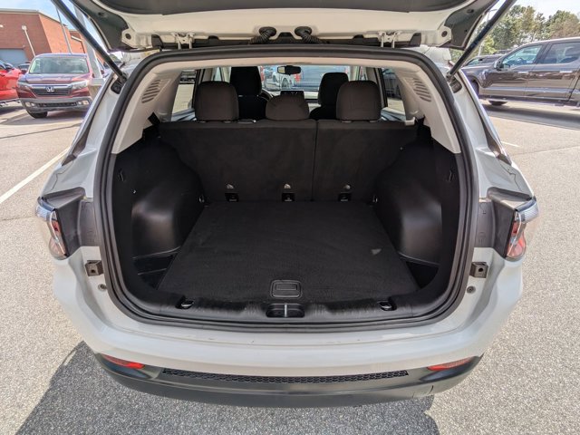 Used 2022 Jeep Compass Sport image 33