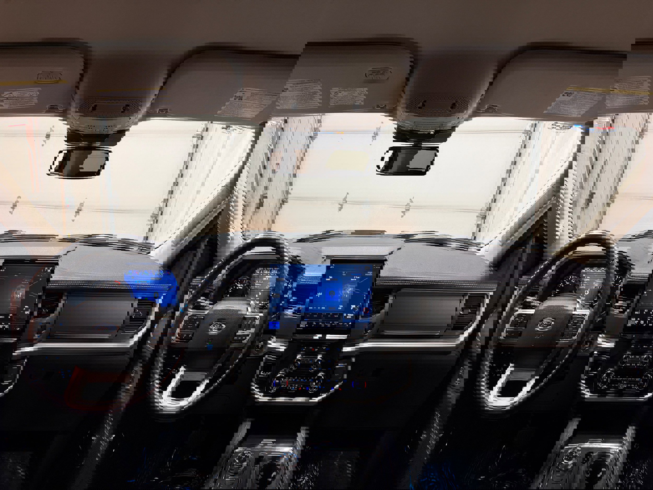 Certified 2024 Ford Expedition XLT image 12