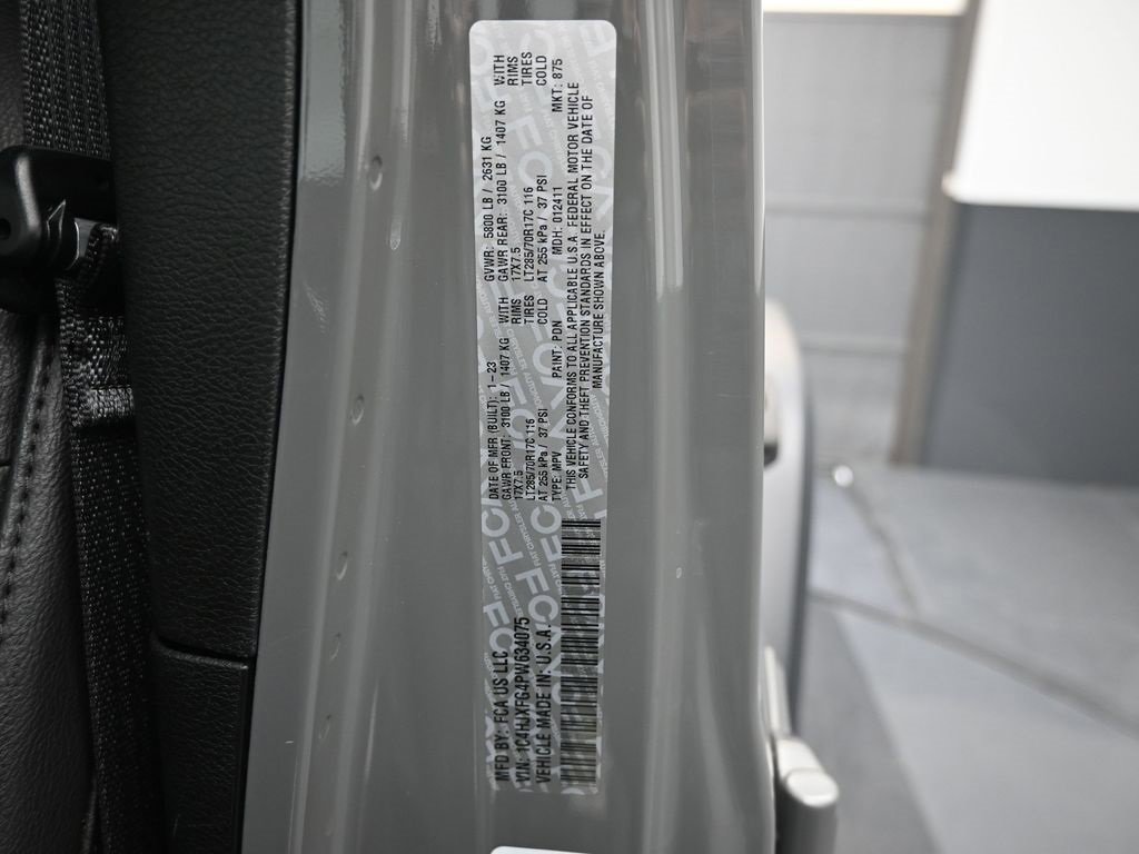 Used 2023 Jeep Wrangler Unlimited Rubicon w/ Cold Weather Group image 19