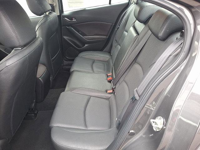 Used 2017 MAZDA MAZDA3 Grand Touring image 10