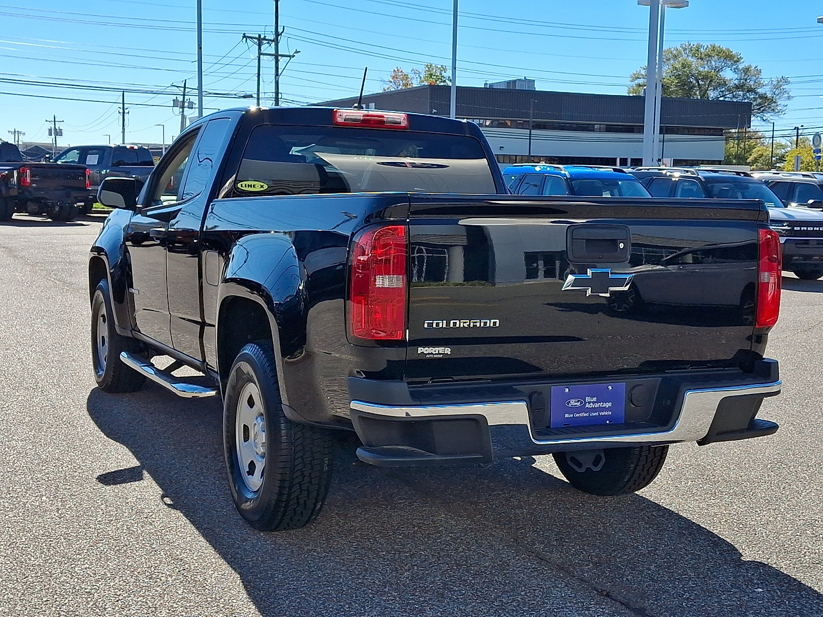 Used 2019 Chevrolet Colorado W/T w/ WT Convenience Package RWD image 8