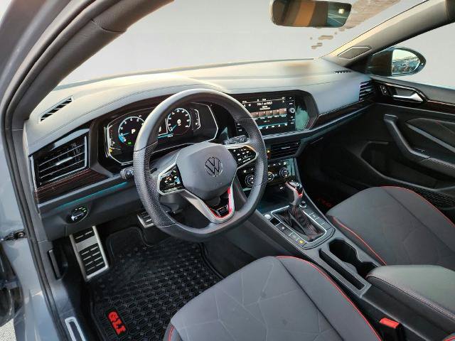 Used 2024 Volkswagen Jetta GLI 40th Anniversary Edition FWD image 9