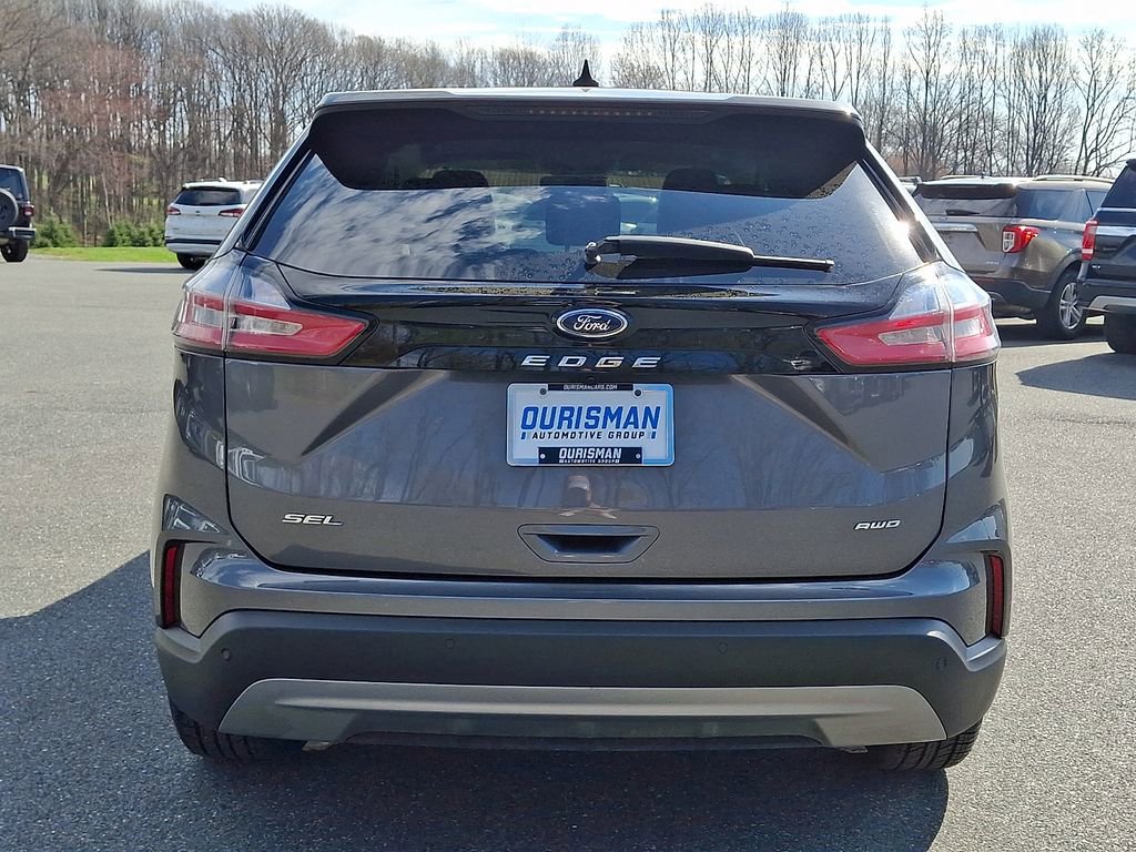 Certified 2024 Ford Edge SEL AWD/4WD image 5