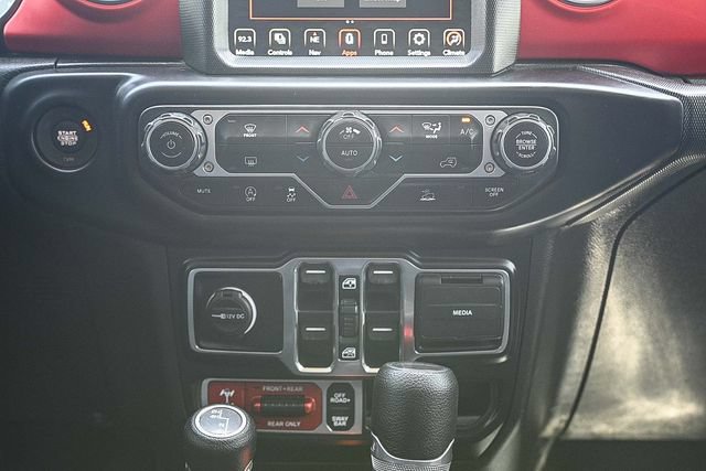 Used 2022 Jeep Gladiator Rubicon AWD/4WD image 17