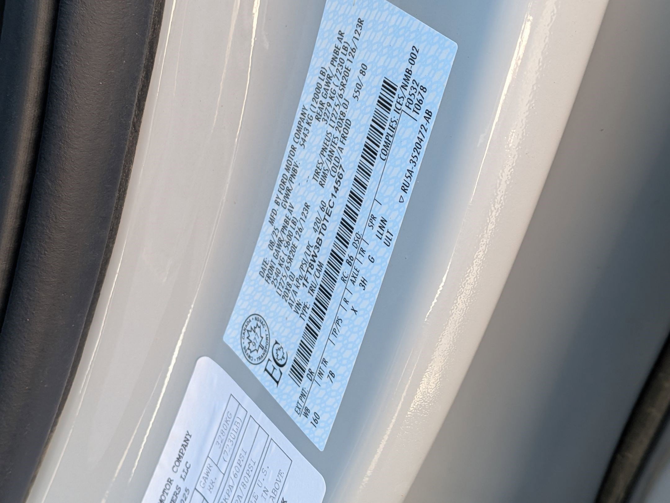Certified 2026 Ford F350 Platinum AWD/4WD image 34