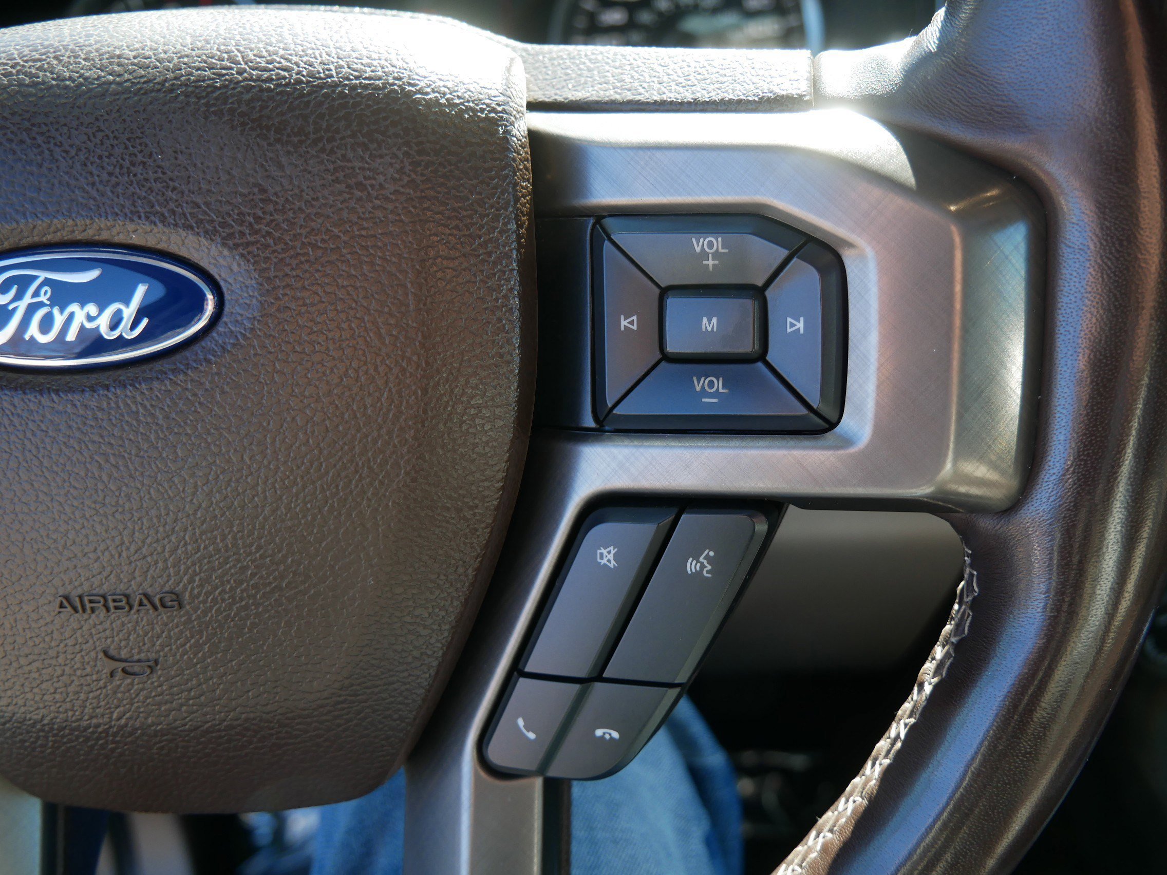 Certified 2019 Ford F150 Limited w/ Trailer Tow Package image 29