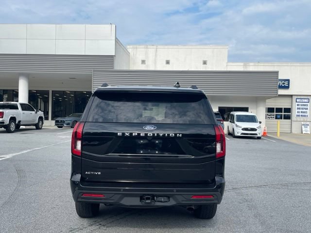 Certified 2025 Ford Expedition Active RWD image 16