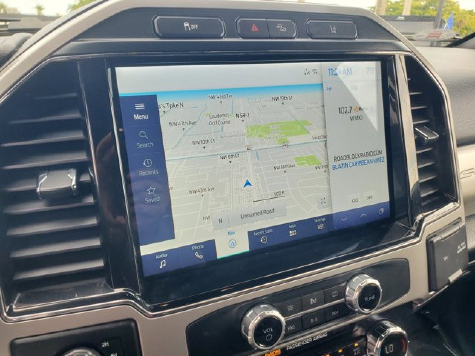 Certified 2022 Ford F250 Lariat w/ Tremor Off-Road Package image 22