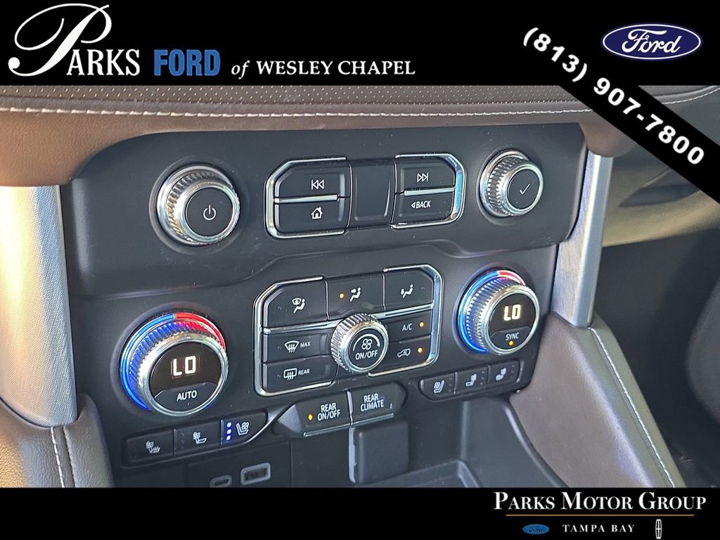 Used 2024 GMC Yukon XL SLT image 24