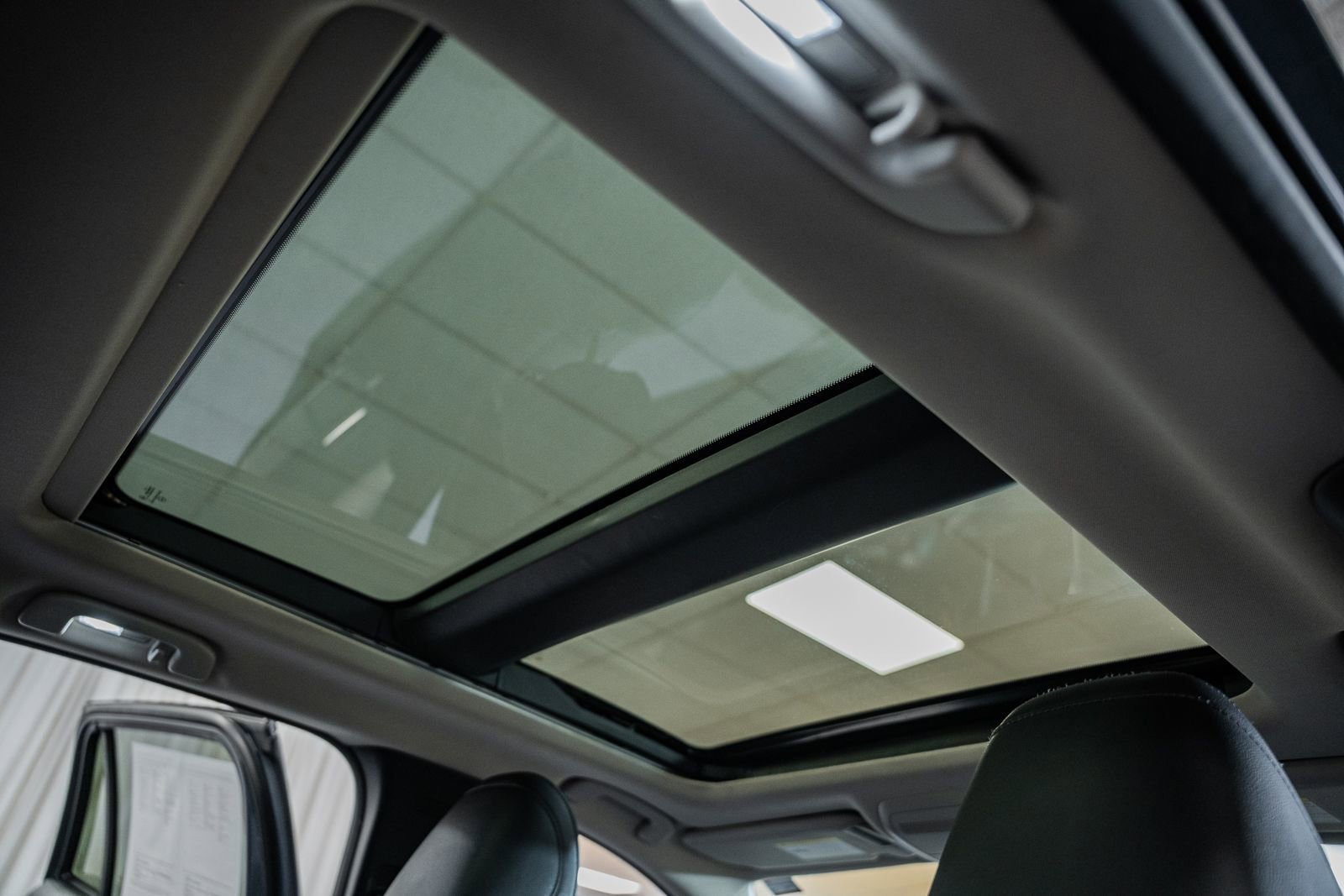 Used 2024 MAZDA CX-50 AWD 2.5 S w/ Premium Plus Pkg image 41