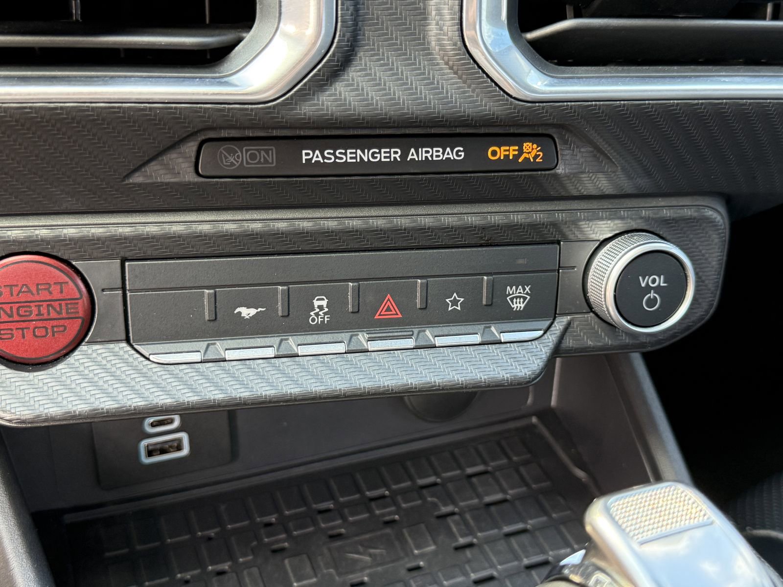 Certified 2024 Ford Mustang GT Premium RWD image 27