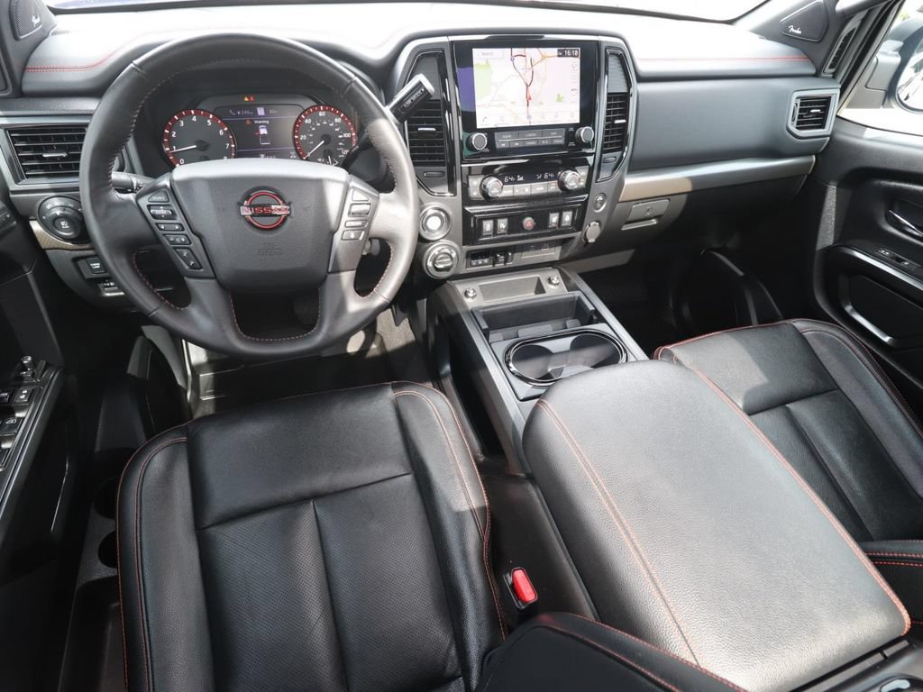 Used 2024 Nissan Titan PRO-4X w/ Pro-4x Convenience Package AWD/4WD image 9