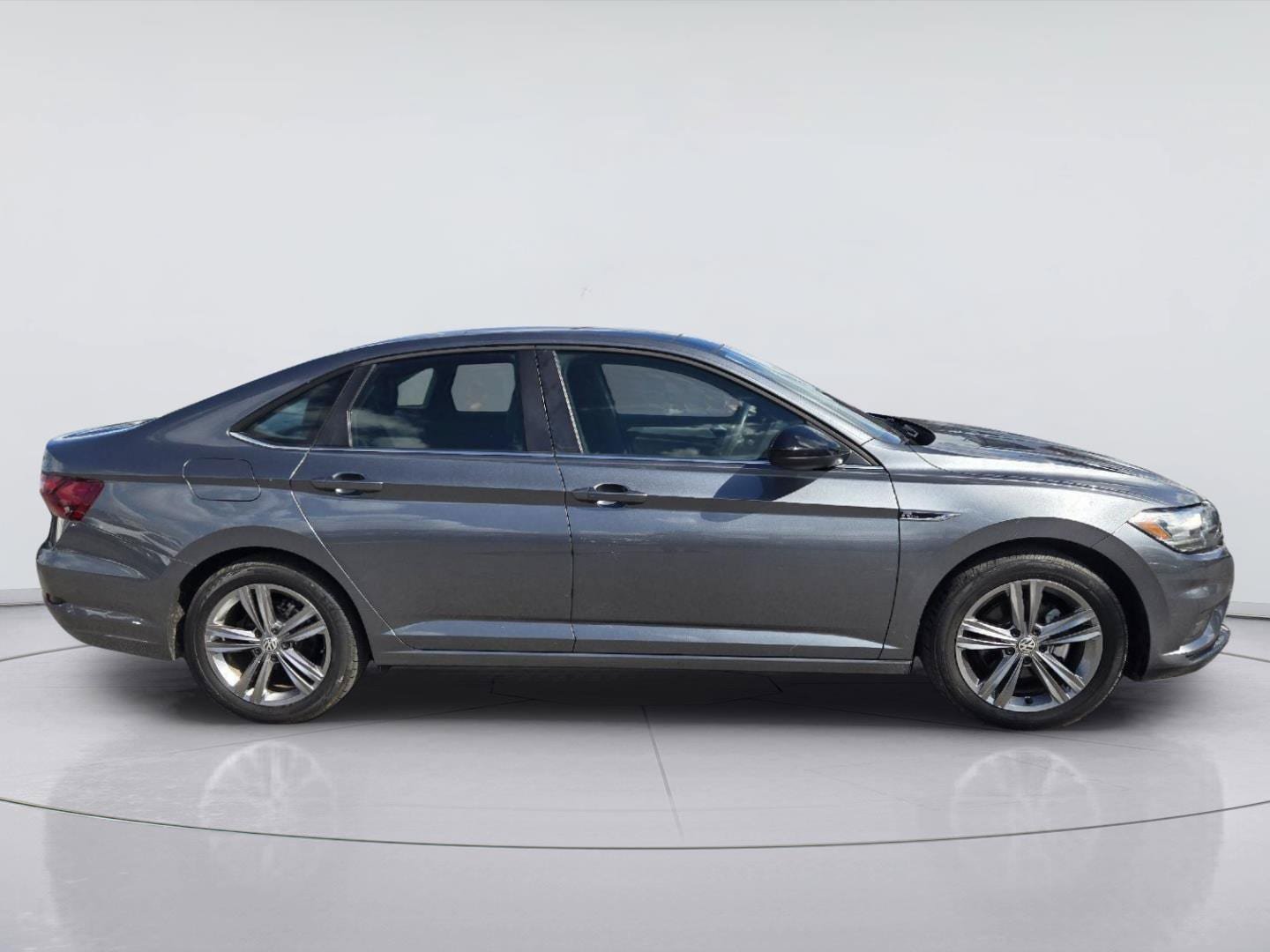 Used 2021 Volkswagen Jetta R-Line FWD image 4