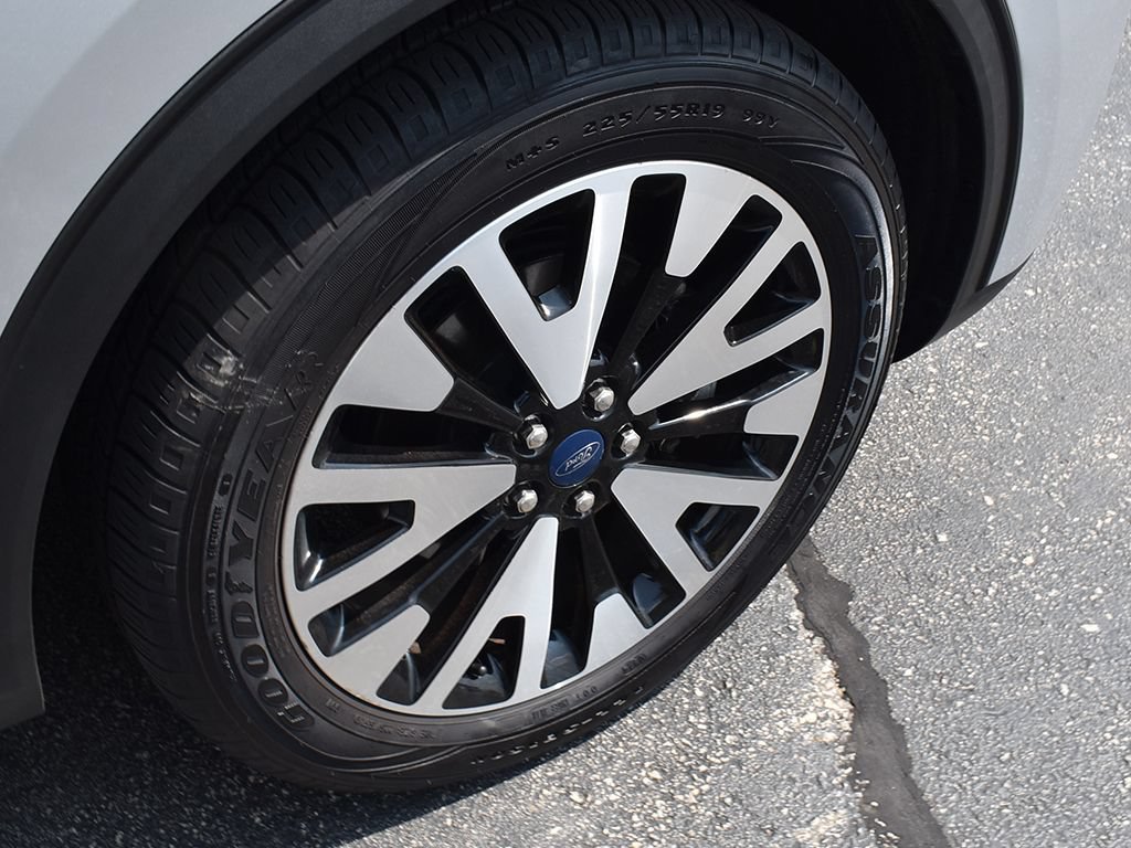 Certified 2020 Ford Escape SE Sport AWD/4WD image 11
