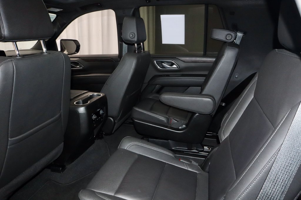 Used 2024 Chevrolet Tahoe Z71 w/ Luxury Package AWD/4WD image 20