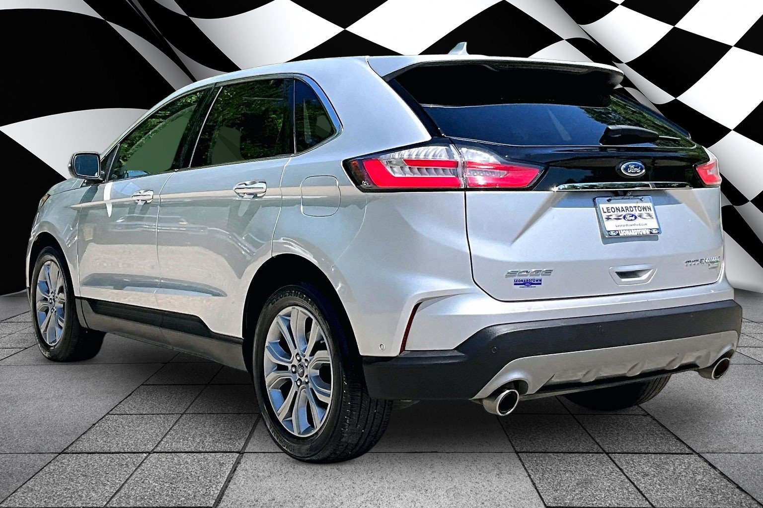 Certified 2019 Ford Edge Titanium w/ Equipment Group 301A FWD image 11