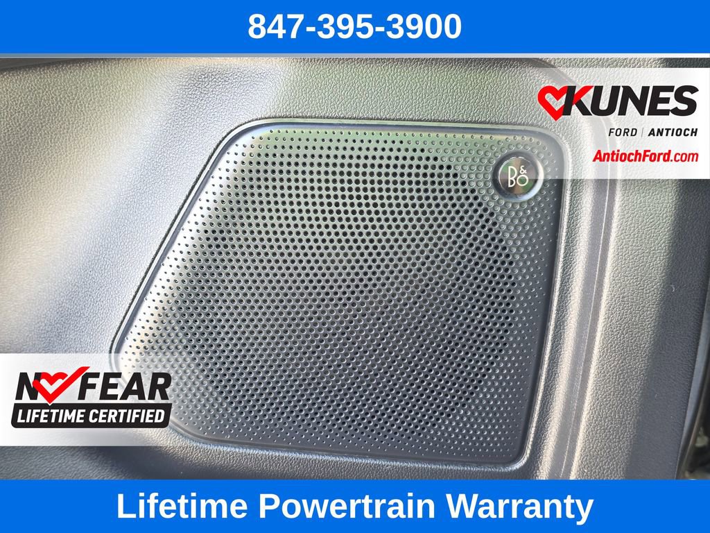 Certified 2020 Ford Escape Titanium AWD/4WD image 43
