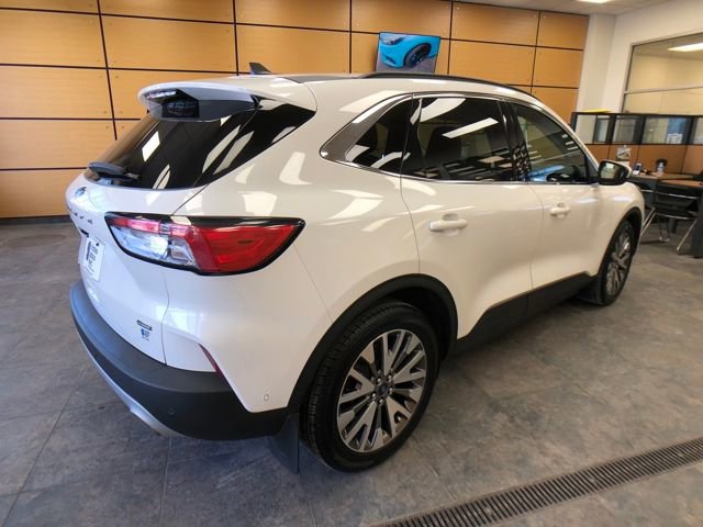 Certified 2021 Ford Escape Titanium image 7