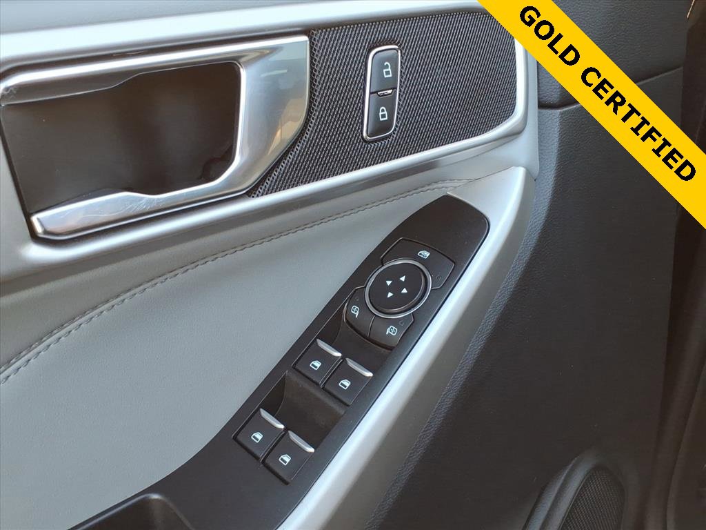 Certified 2022 Ford Explorer XLT w/ Equipment Group 202A image 15