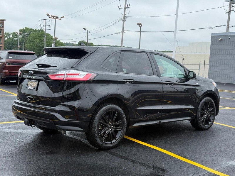 Certified 2023 Ford Edge ST-Line w/ Class II Trailer Tow Package AWD/4WD image 3