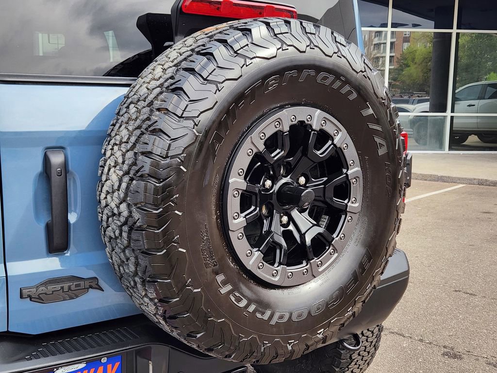 Certified 2025 Ford Bronco Raptor w/ Interior Carbon Fiber Pack image 34