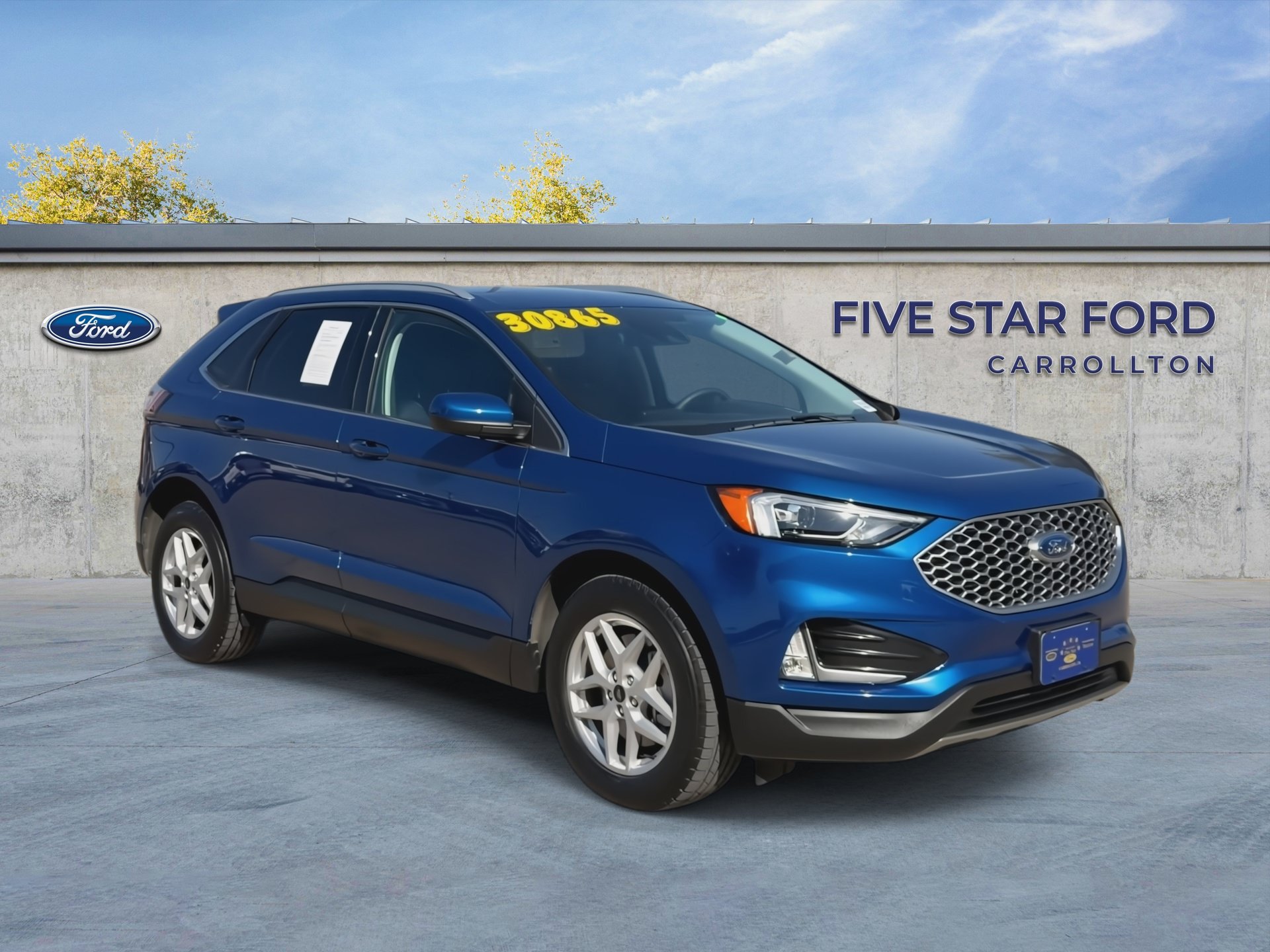 Certified 2024 Ford Edge SEL w/ Convenience Package AWD/4WD image 2