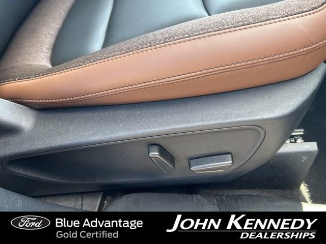 Certified 2025 Ford Bronco Sport Outer Banks w/ Outer Banks Tech Package+ AWD/4WD image 38