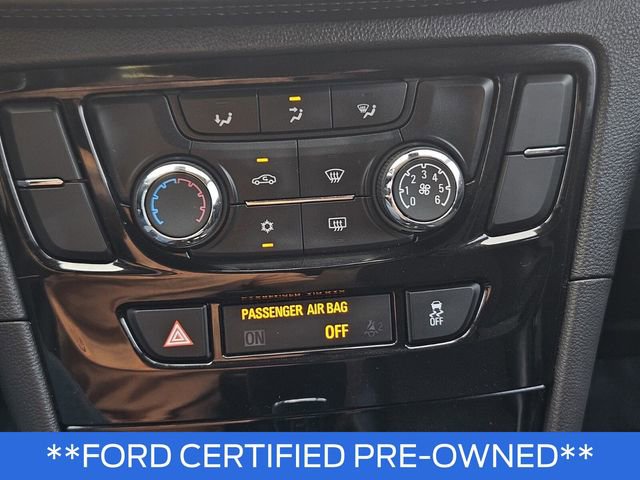 Used 2021 Buick Encore Preferred image 27