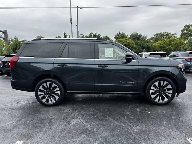 Certified 2025 Ford Expedition Platinum w/ Driver's Package AWD/4WD image 4