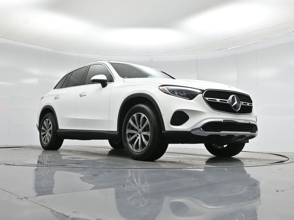 Used 2024 Mercedes-Benz GLC 300 image 5