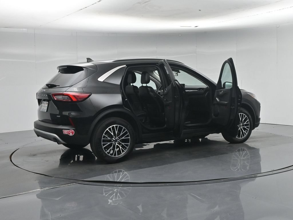 Certified 2023 Ford Escape SE FWD image 6
