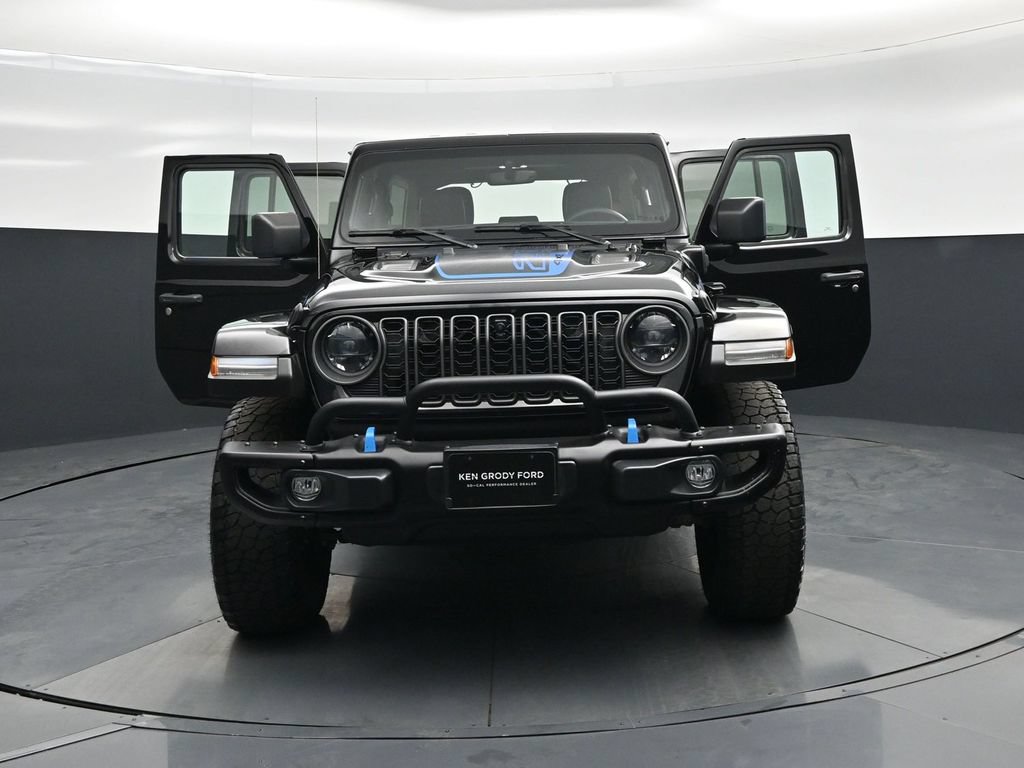 Used 2023 Jeep Wrangler Unlimited Rubicon 4xe AWD/4WD image 32