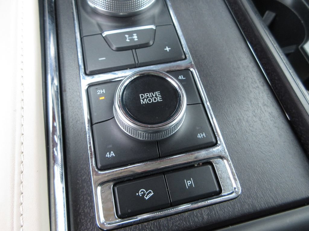 Certified 2023 Ford Expedition Platinum AWD/4WD image 21
